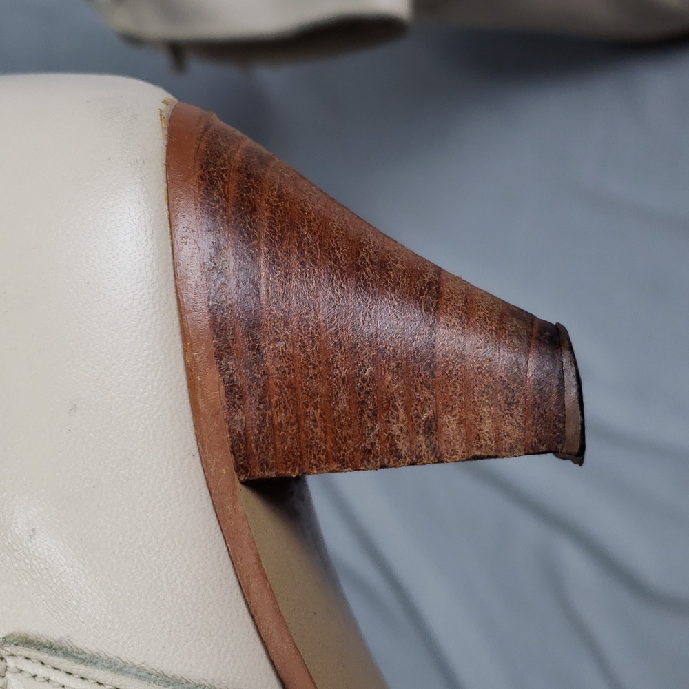 Vtg. Dingo Cowgirl Boots Leather Cream Color - Picture 9 of 10